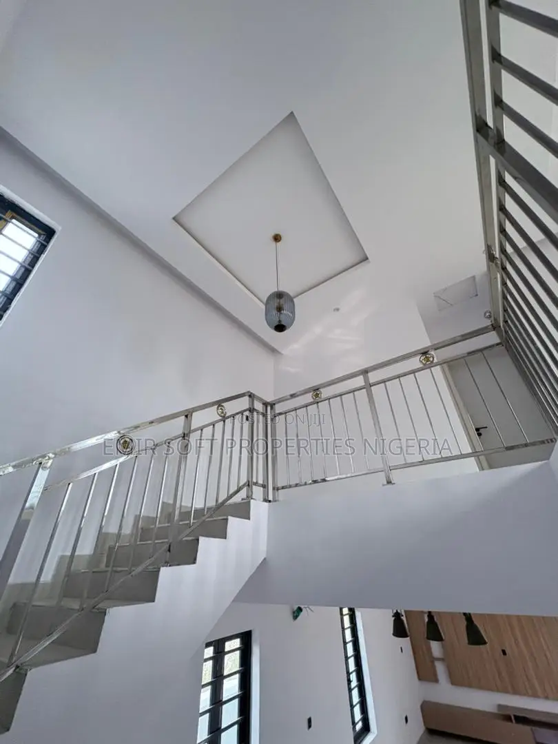 4bdrm Duplex in Carlton Gate Estate, Akobo for sale in Akobo