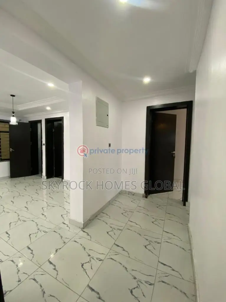 3bdrm Block of Flats in Igbo-efon for rent in Igbo-efon