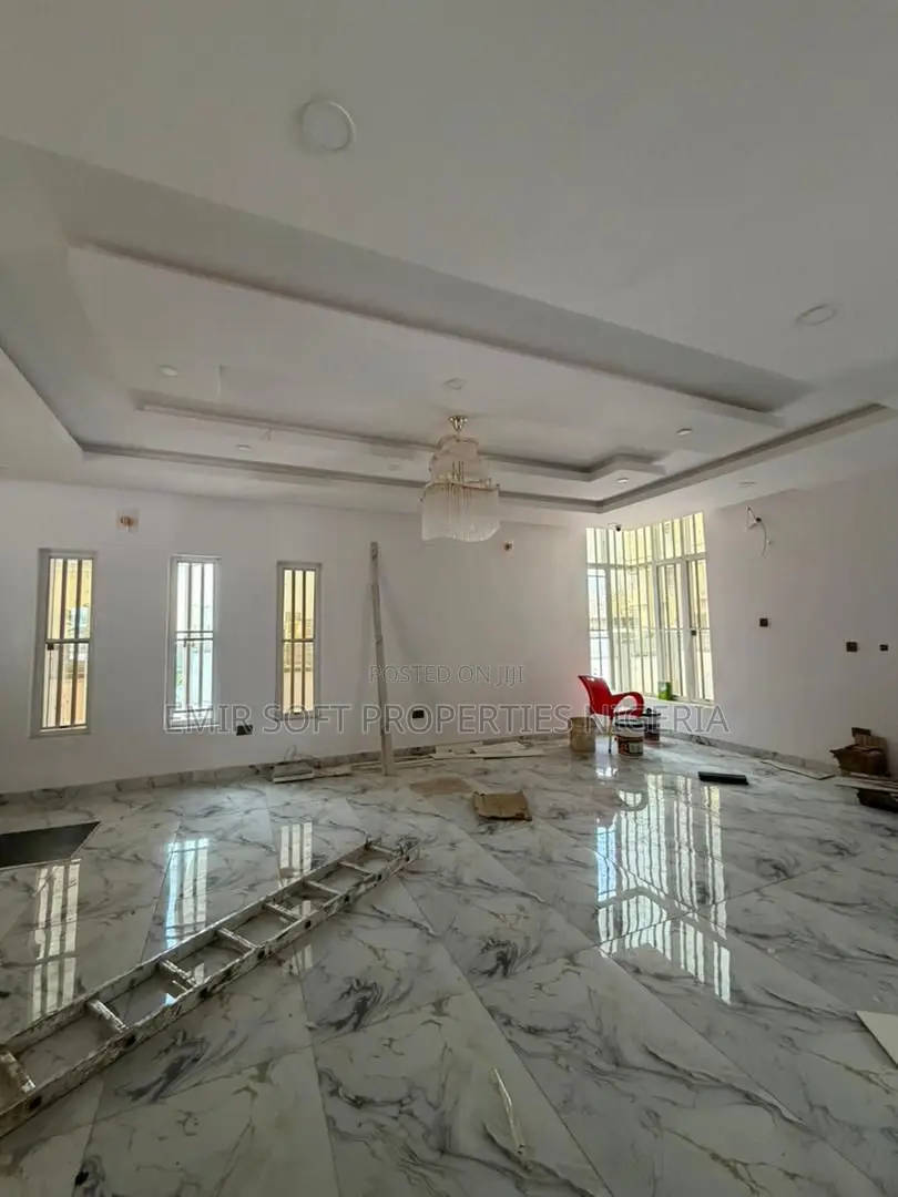 4bdrm Duplex in Carlton Gate Estate, for sale in Akobo