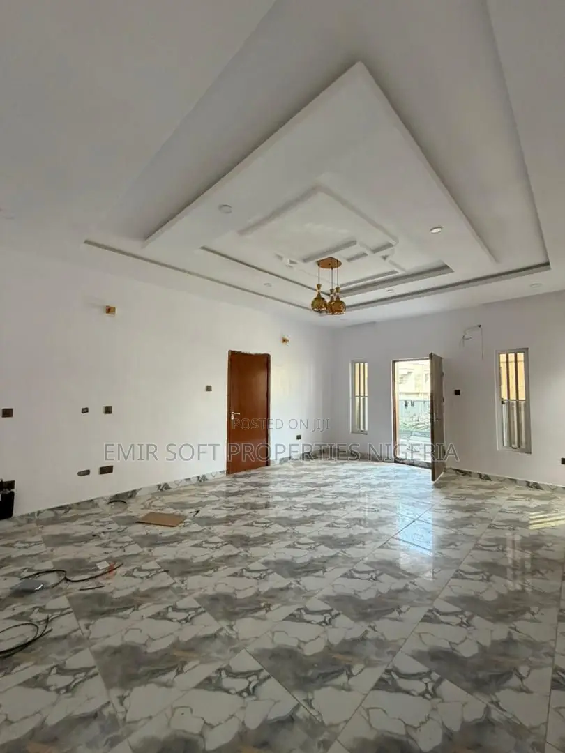4bdrm Duplex in Carlton Gate Estate, for sale in Akobo