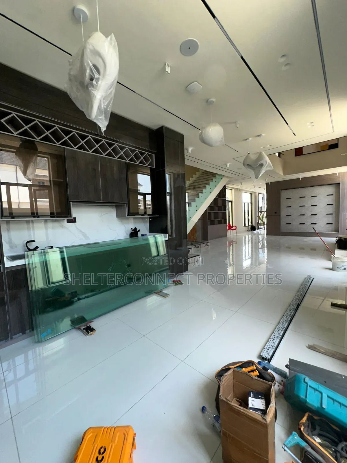 5bdrm Duplex in Off Lekki-Epe Expressway for sale in Off Lekki-Epe Expressway