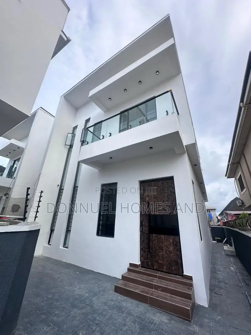 4bdrm Duplex in Lekki Expressway for sale in Lekki Expressway