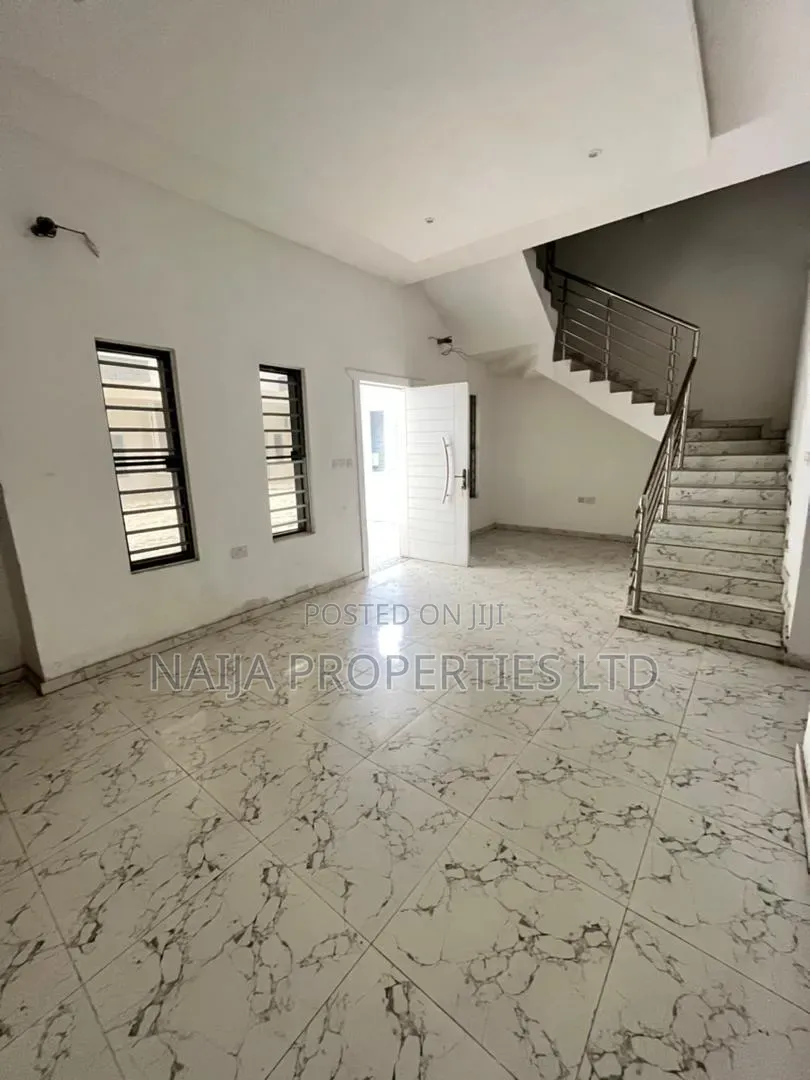 4bdrm Townhouse / Terrace in Orchid, Ikota for rent in Ikota