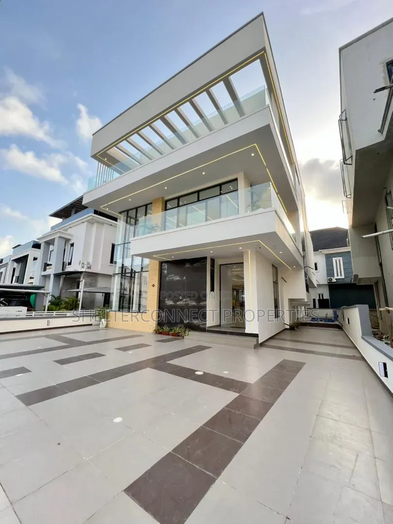6bdrm Duplex in Lekki Expressway for sale in Lekki Expressway