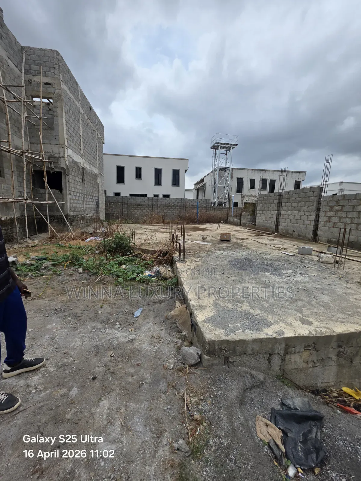 340sqm of Land Hall 7 in Galadimawa