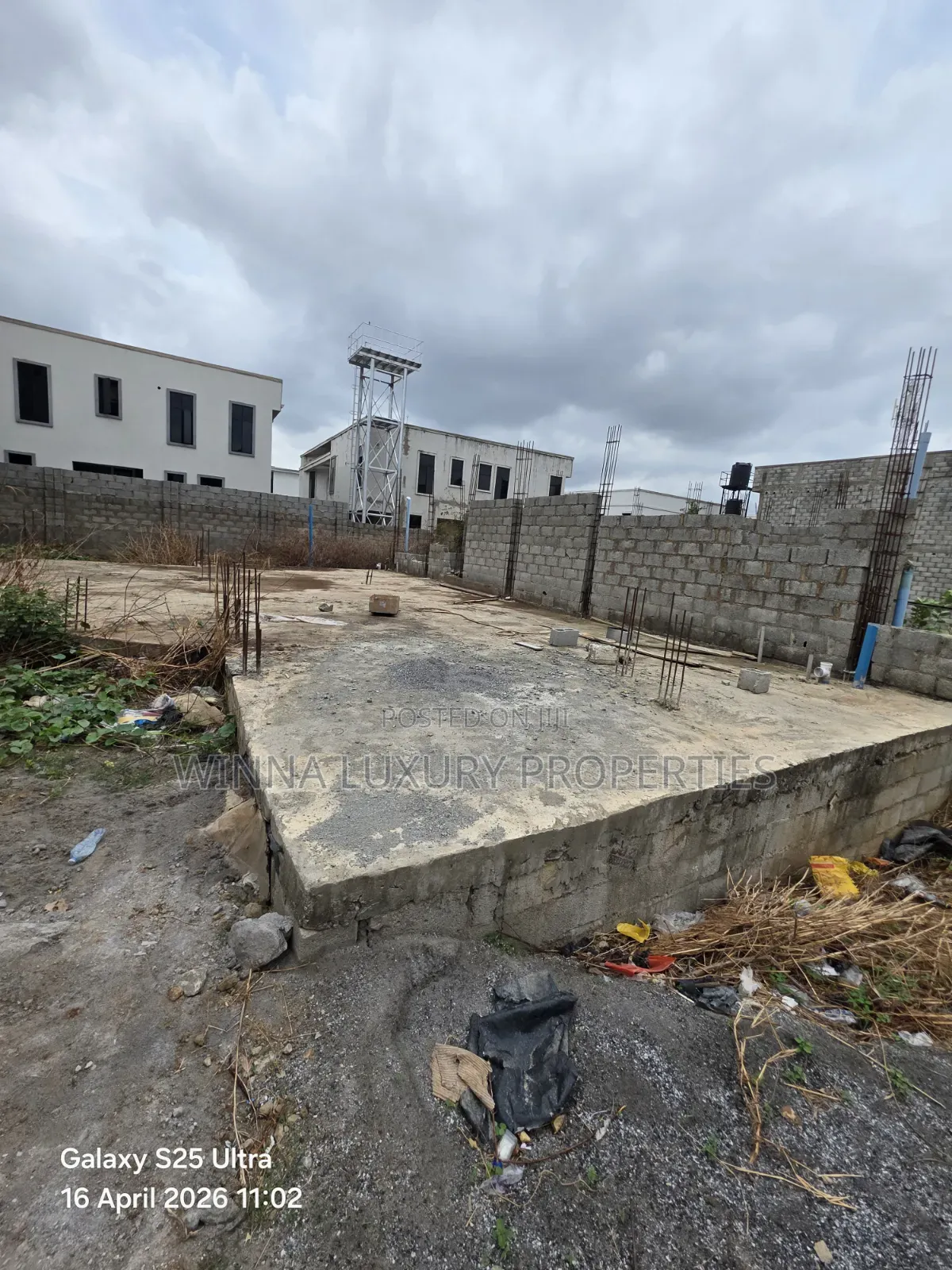 340sqm of Land Hall 7 in Galadimawa