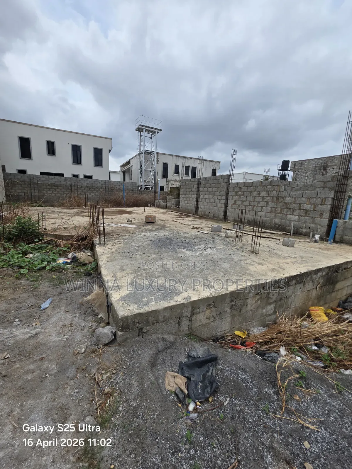 340sqm of Land Hall 7 in Galadimawa