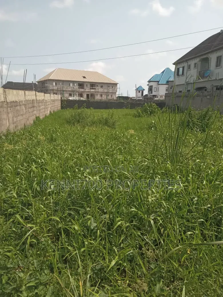 Corner Piece Land for Sale in Bucknor, Lagos in Bucknor