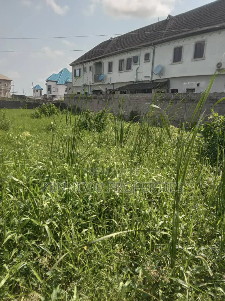 Corner Piece Land for Sale in Bucknor, Lagos in Bucknor