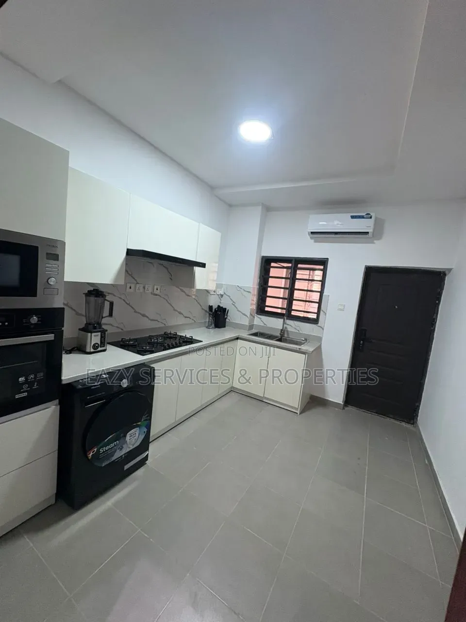 Furnished 3bdrm Penthouse in Lekki Phase One for rent in Lekki Phase 1