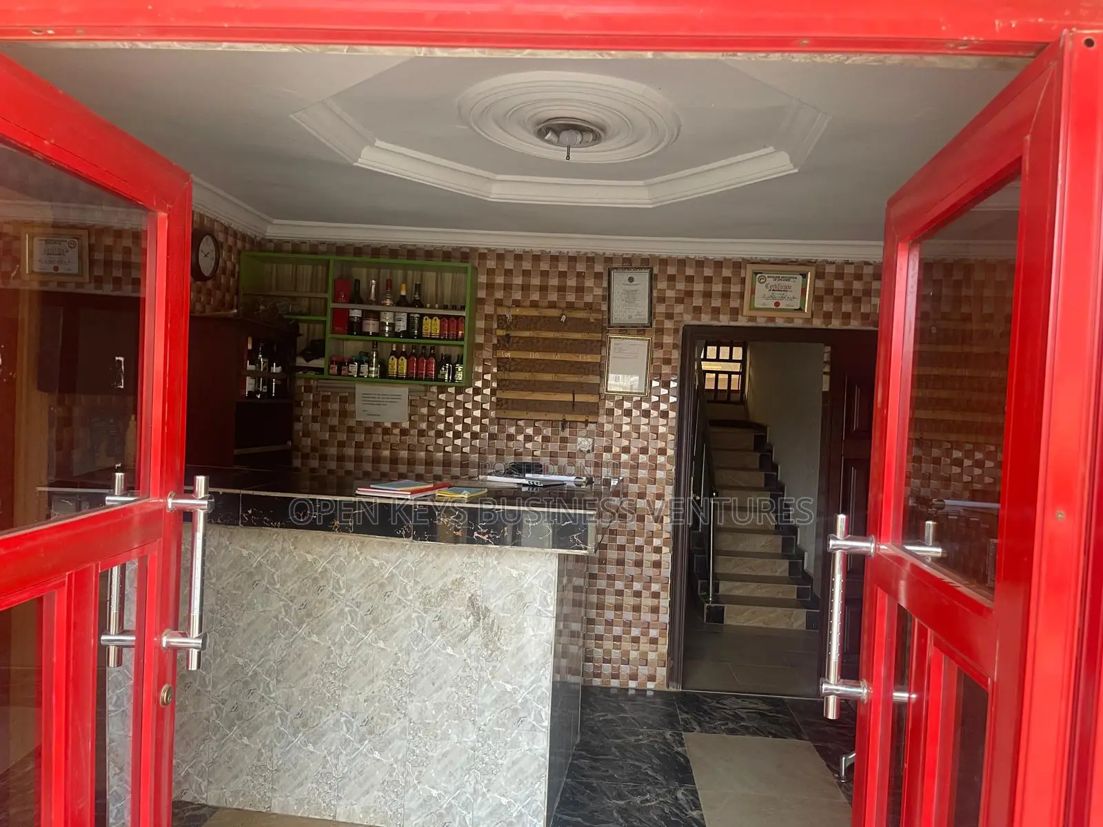 A Fully Functional Luxury Hotel in Iwo Road