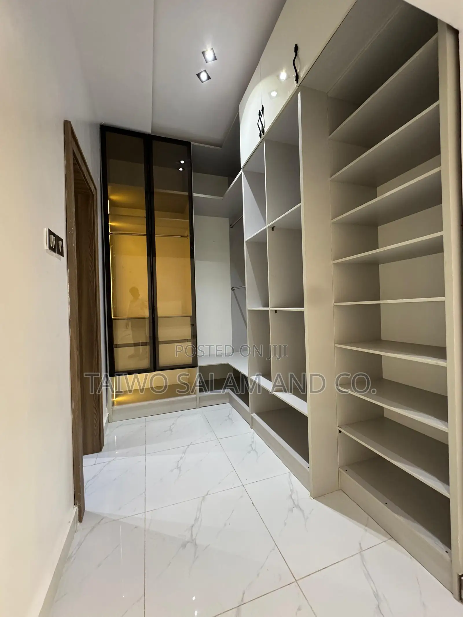4bdrm Duplex in Akobo for sale in Akobo