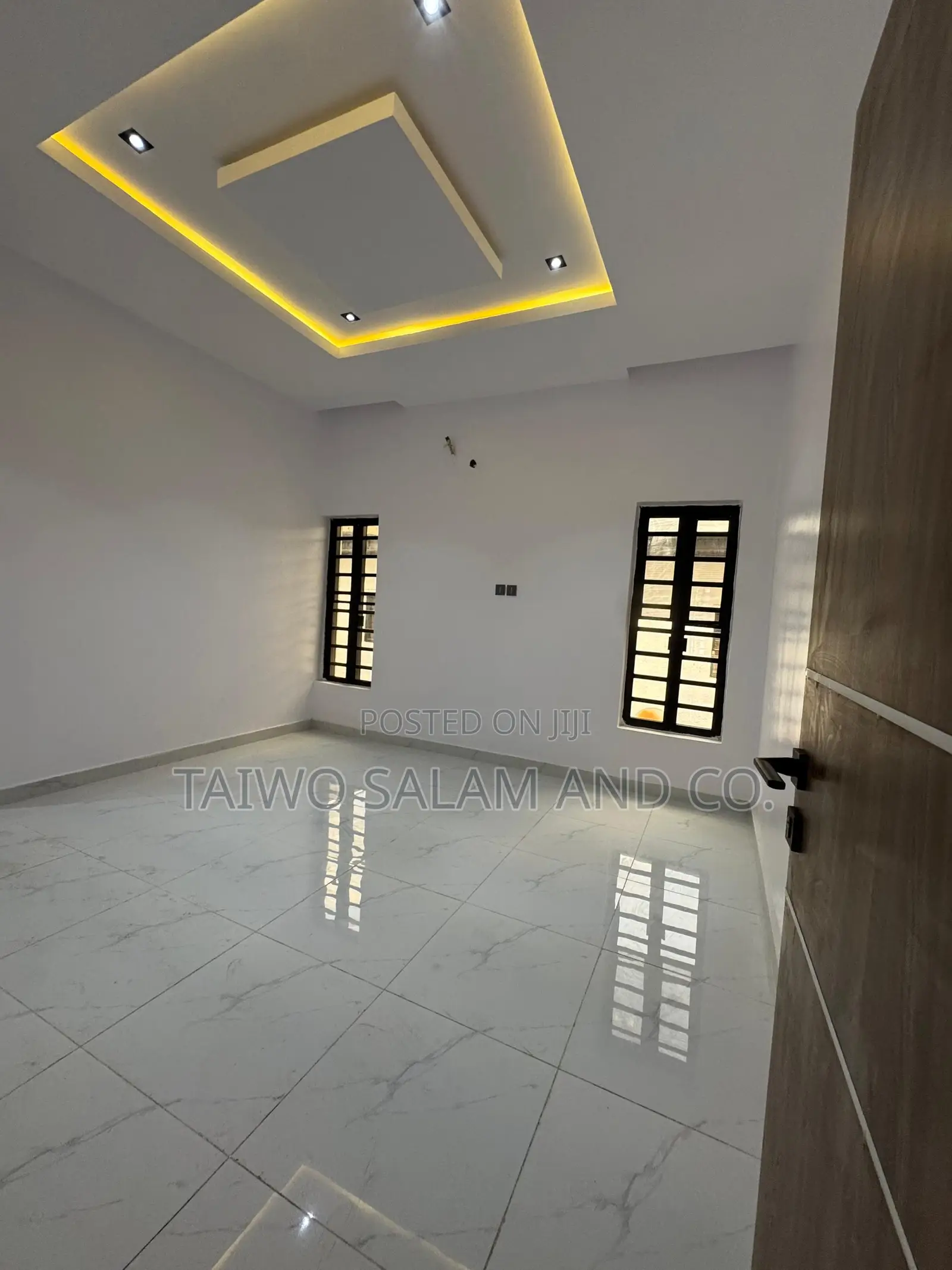 4bdrm Duplex in Akobo for sale in Akobo