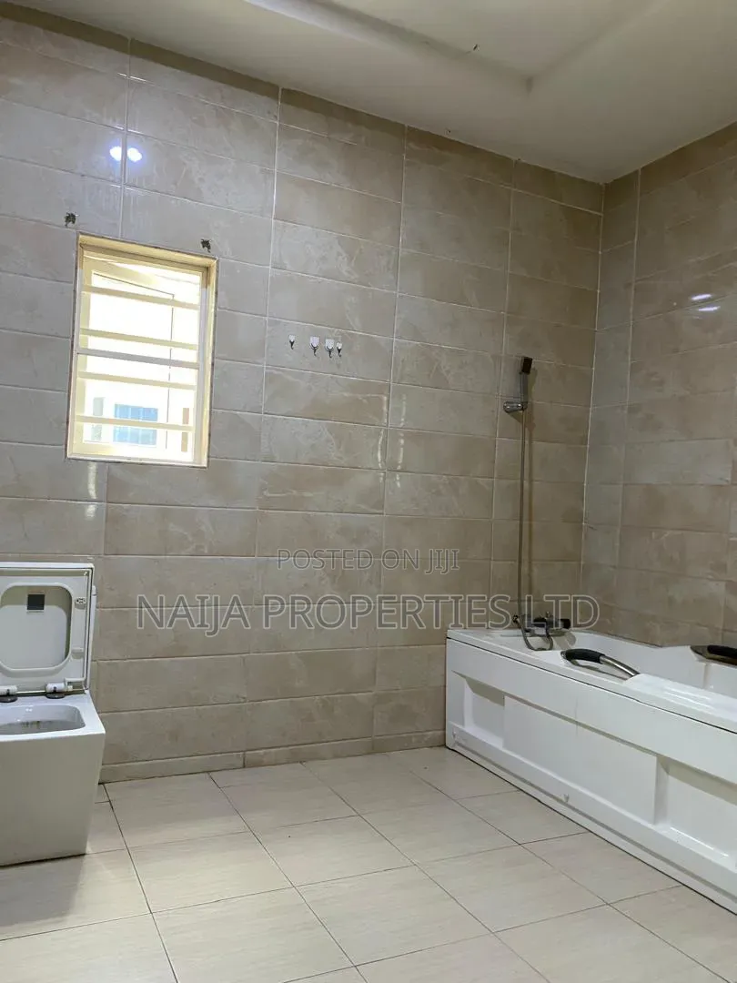 4bdrm Duplex in Peninsula Garden, Sangotedo for rent in Sangotedo