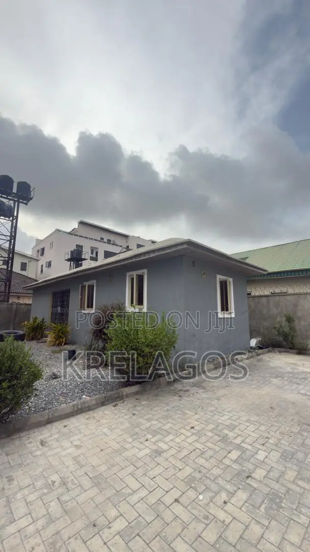2bdrm Bungalow in Ikate for rent in Ikate