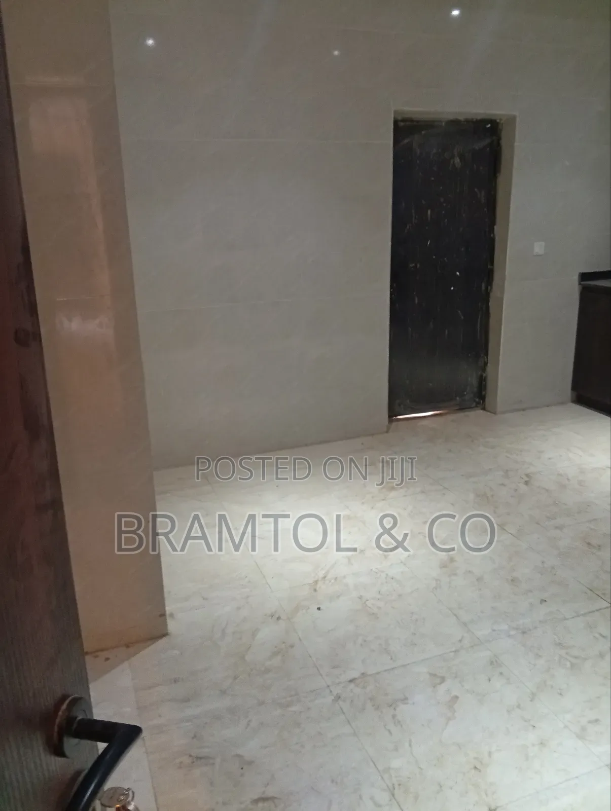 4bdrm Townhouse / Terrace in Dakwo District for rent in Dakwo District