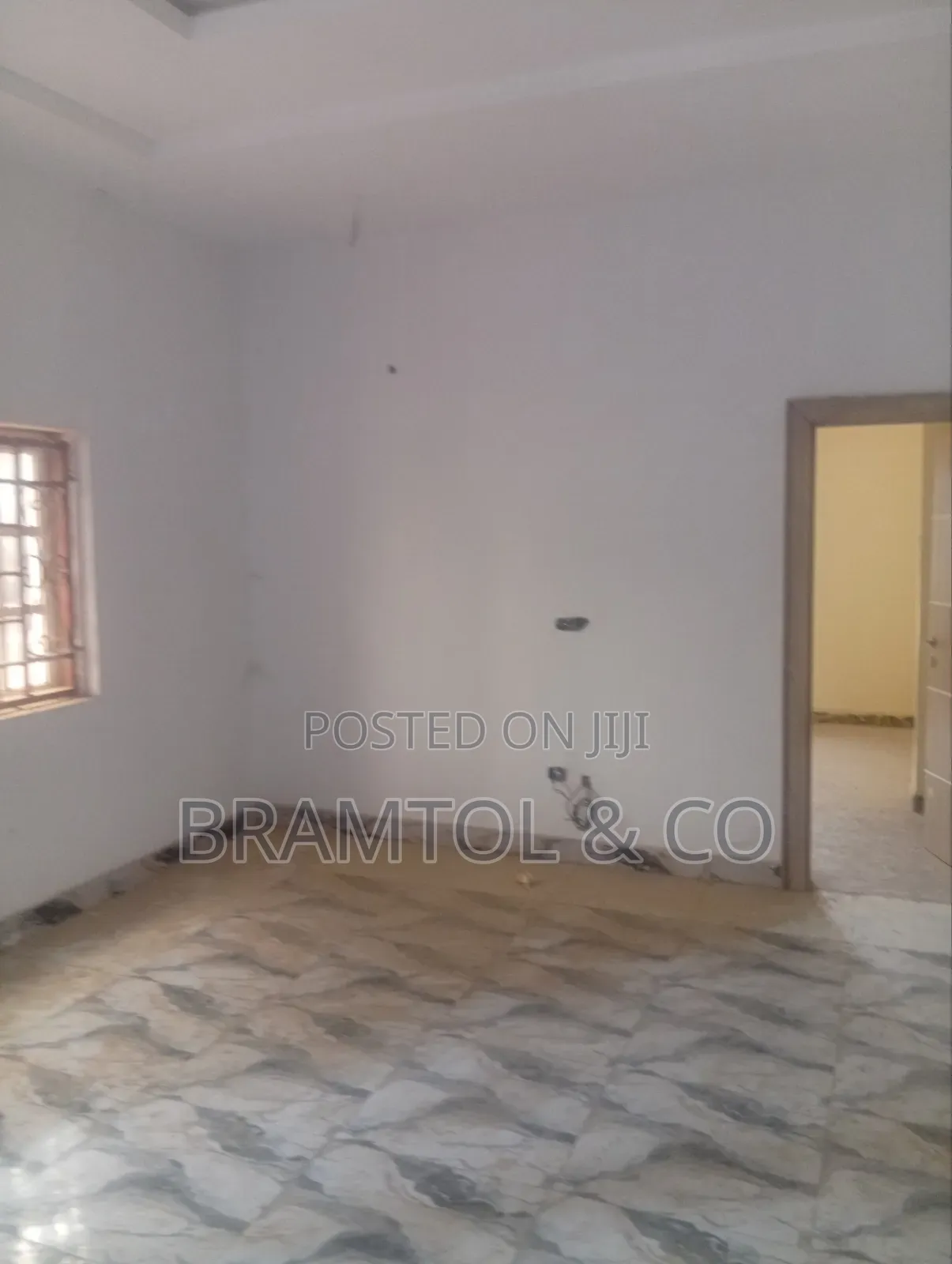 5bdrm Duplex in Sema Estate, Dakwo District for rent in Dakwo District