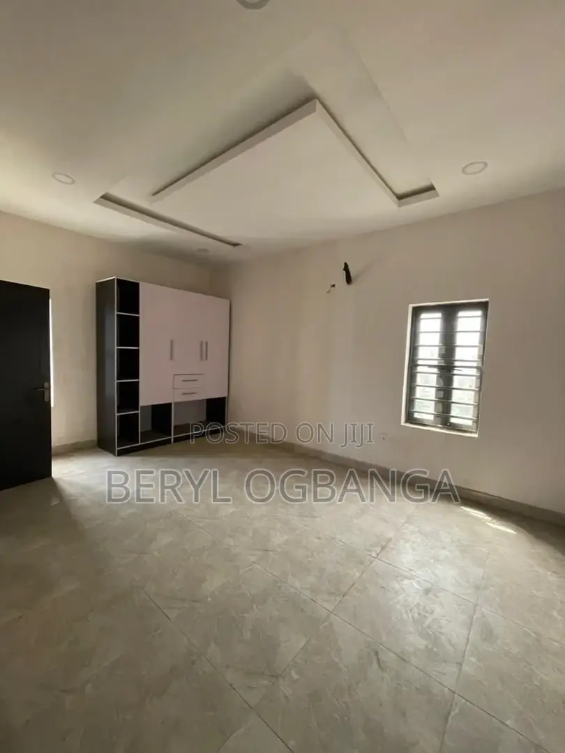 4bdrm Duplex in Abraham Adesanya Estate for rent in Abraham Adesanya Estate