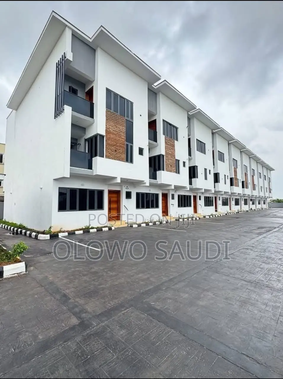4bdrm Townhouse / Terrace in Lekki Phase 1 for rent in Lekki Phase 1