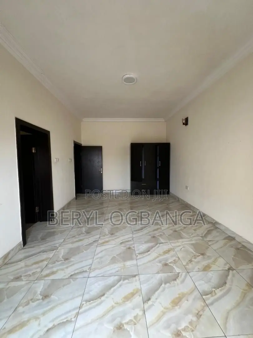 2bdrm Apartment in Abraham Adesanya Estate for rent in Abraham Adesanya Estate