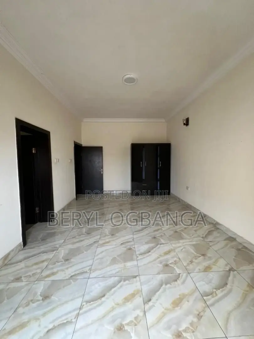 2bdrm Apartment in Abraham Adesanya Estate for rent in Abraham Adesanya Estate
