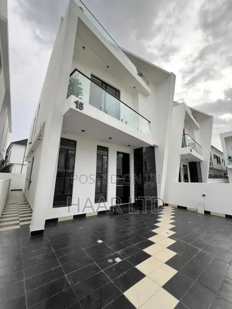 4bdrm Duplex in Lekki Phase 2 for sale in Lekki Phase 2