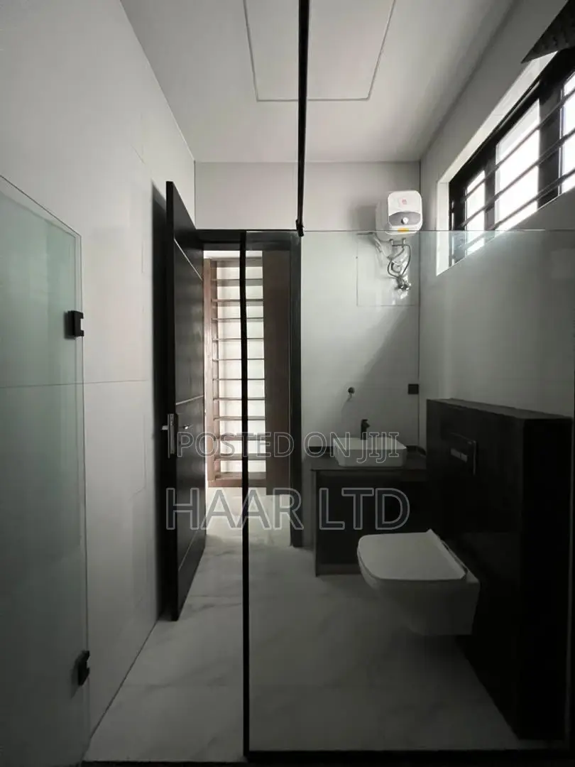 4bdrm Duplex in Lekki Phase 2 for sale in Lekki Phase 2