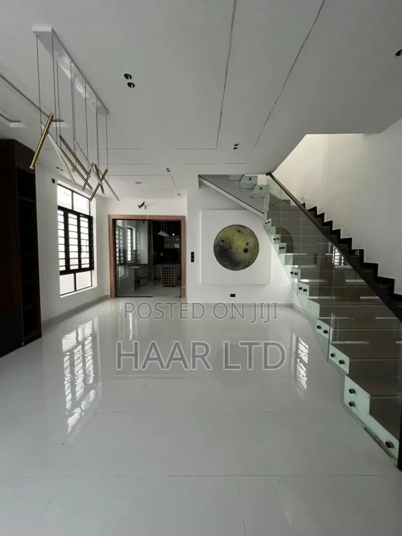 4bdrm Duplex in Lekki Phase 2 for sale in Lekki Phase 2
