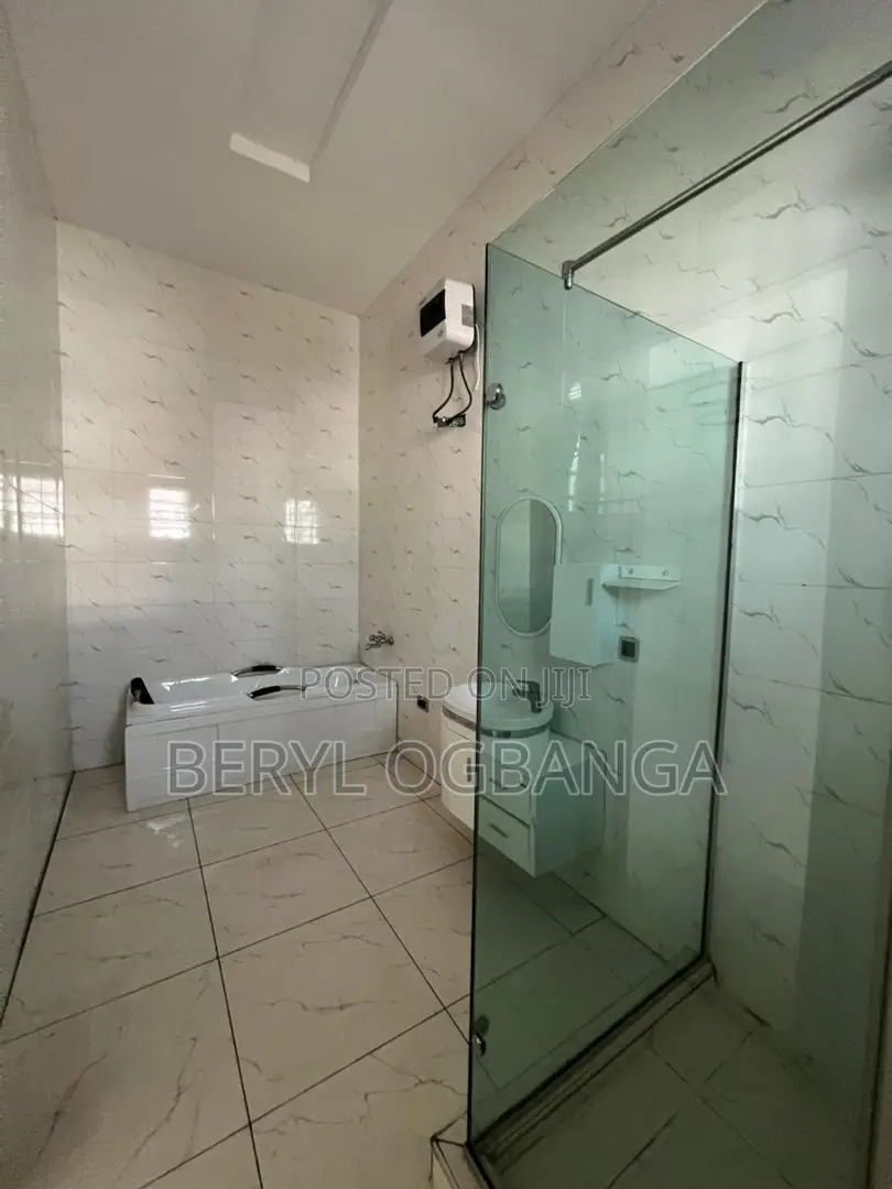 4bdrm Duplex in Ilaje / Lekki for rent in Ilaje / Lekki