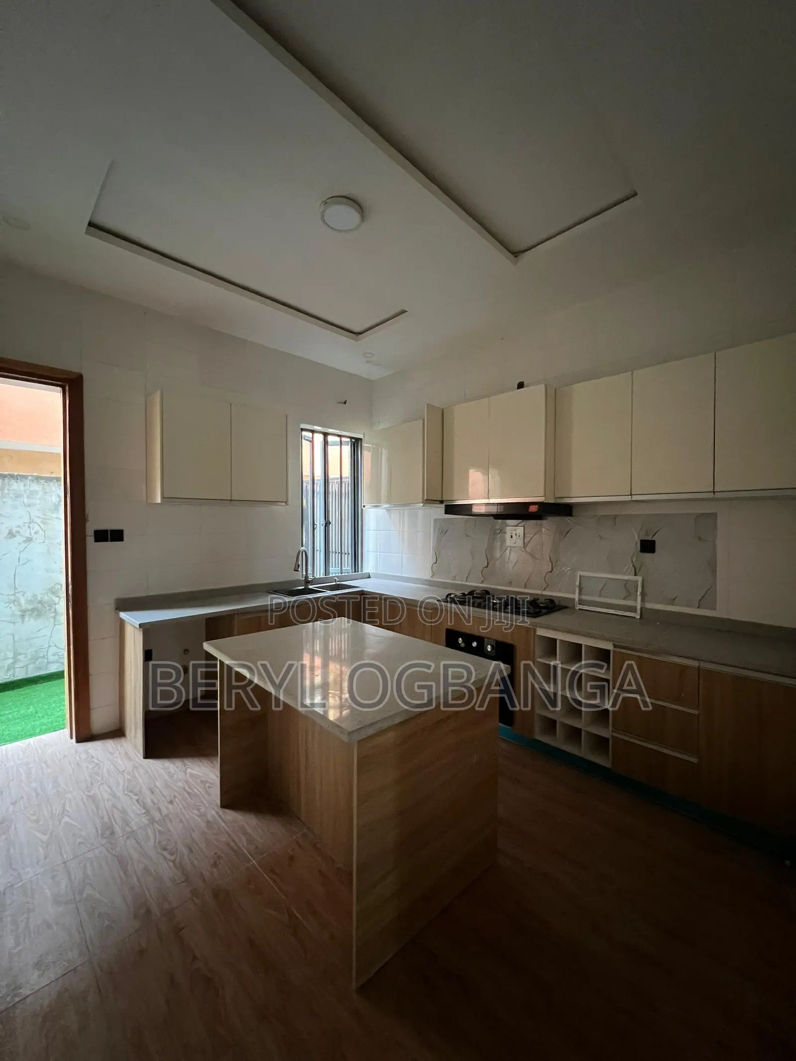 4bdrm Duplex in Ilaje / Lekki for rent in Ilaje / Lekki