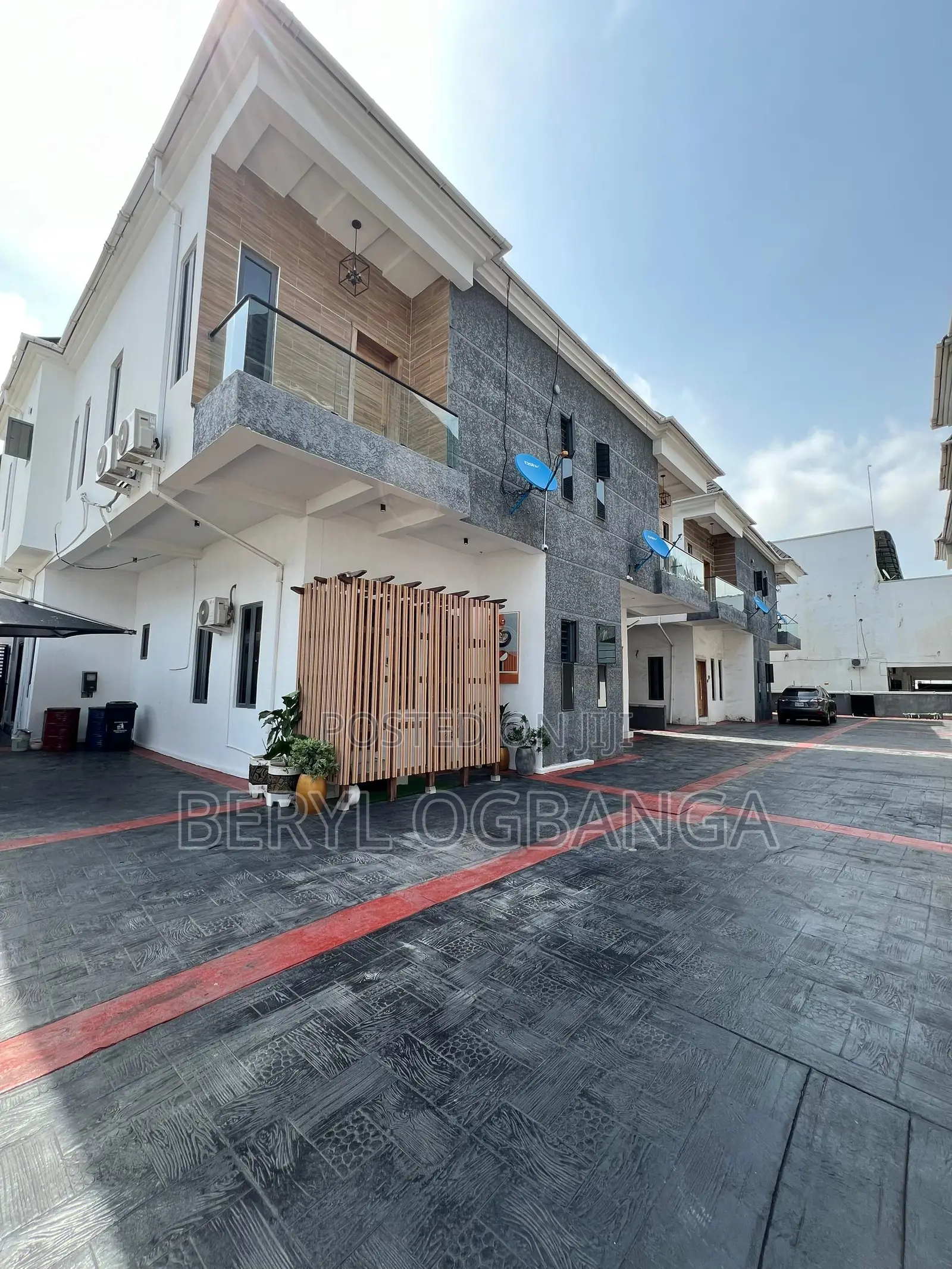 4bdrm Duplex in Lekki Phase 2 for rent in Lekki Phase 2