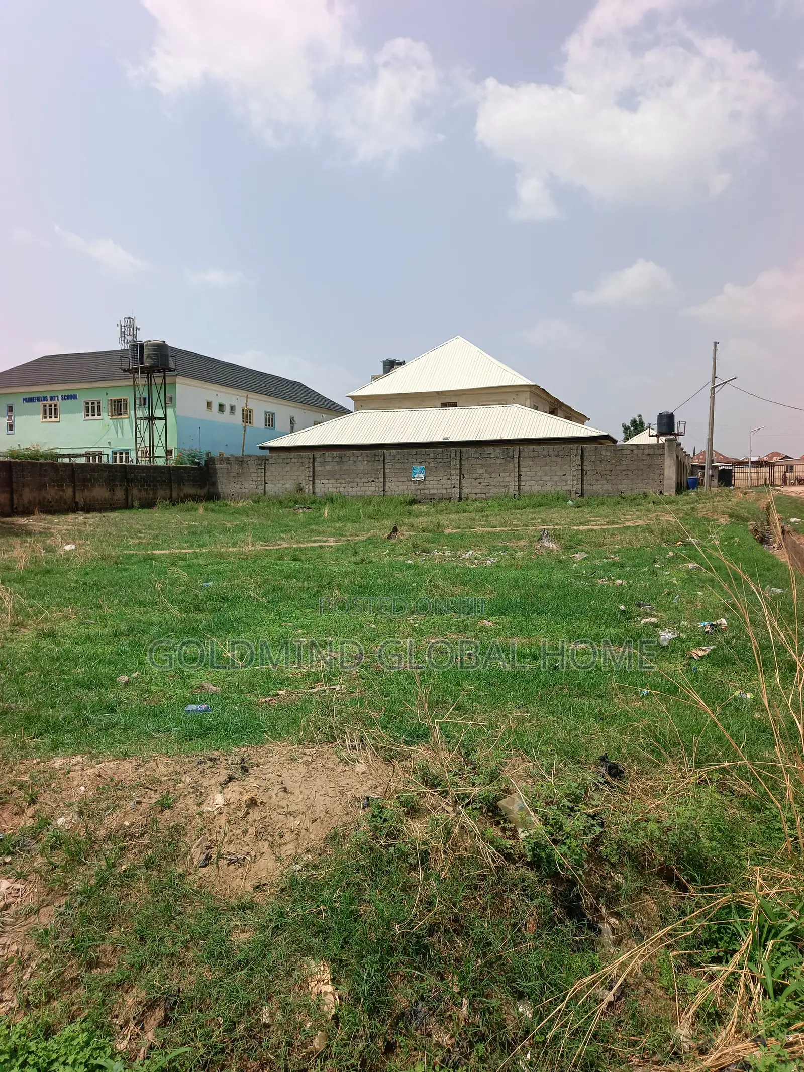 1,000 Square Meters of Land for Sale in Lugbe in FHA
