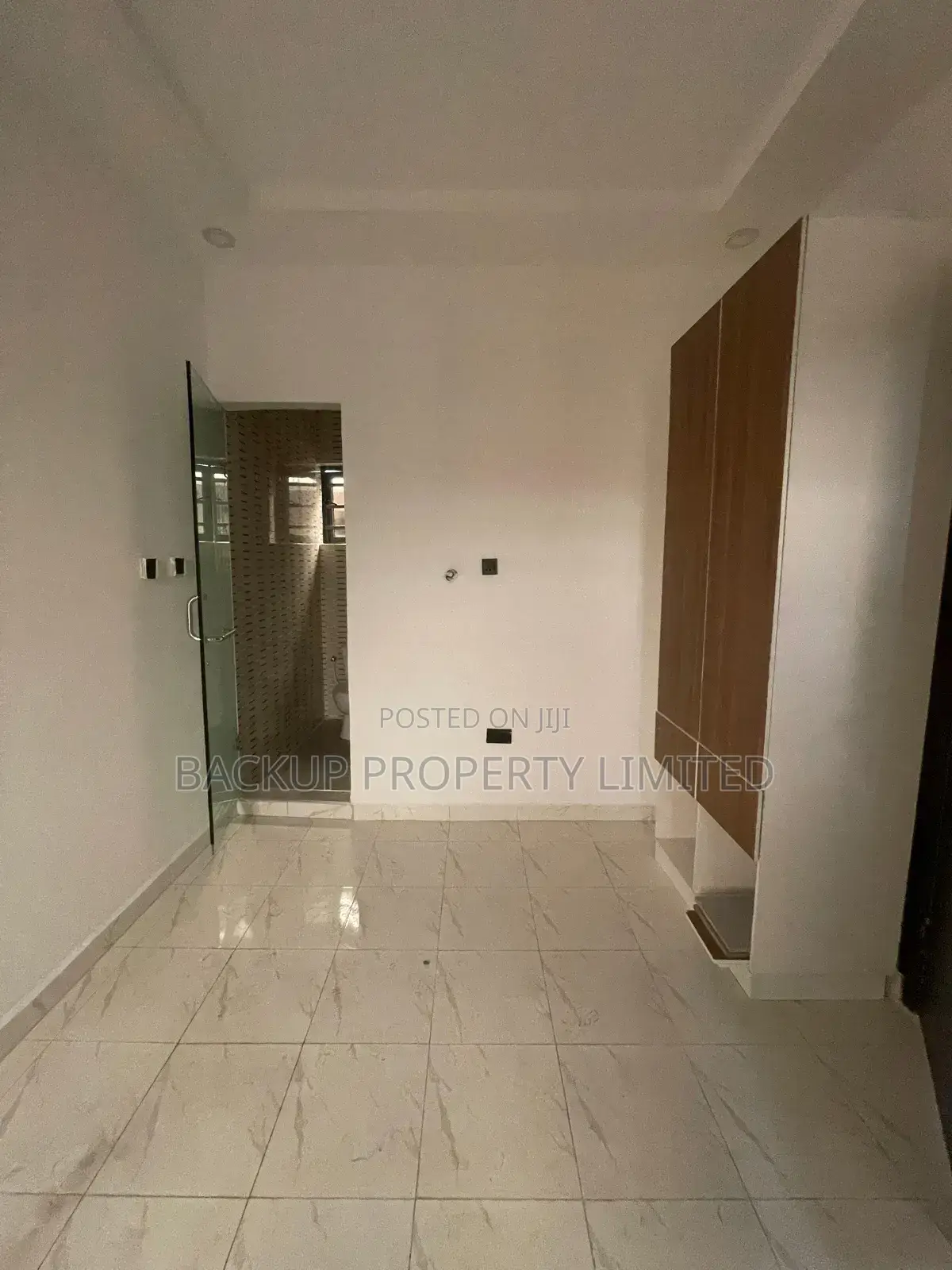 2bdrm Apartment in Soluyi for sale in Soluyi