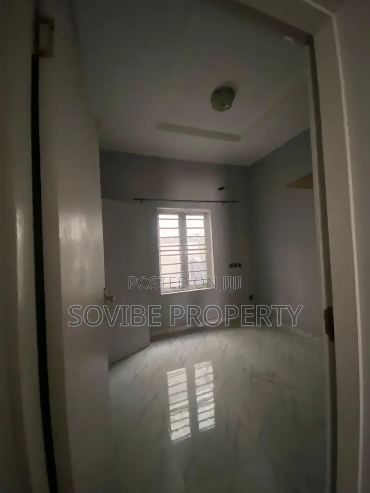Furnished 4bdrm Duplex in Orchid, Chevron for rent in Chevron