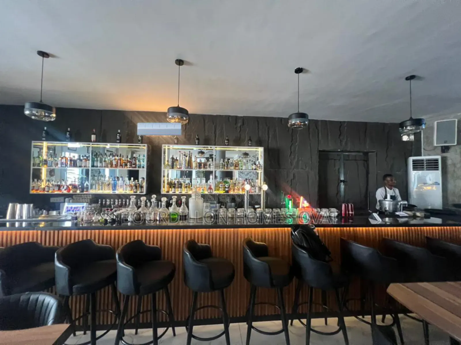 Eatery Restaurant Bar On Admiralty Way Lekki Phase 1 in Lekki Phase 1