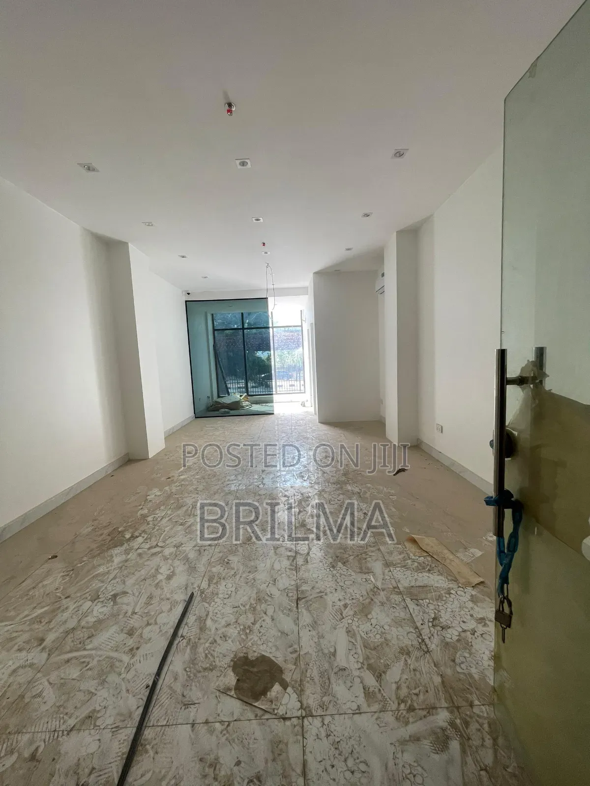 3bdrm Block of Flats in Wuse 2 for sale in Wuse 2