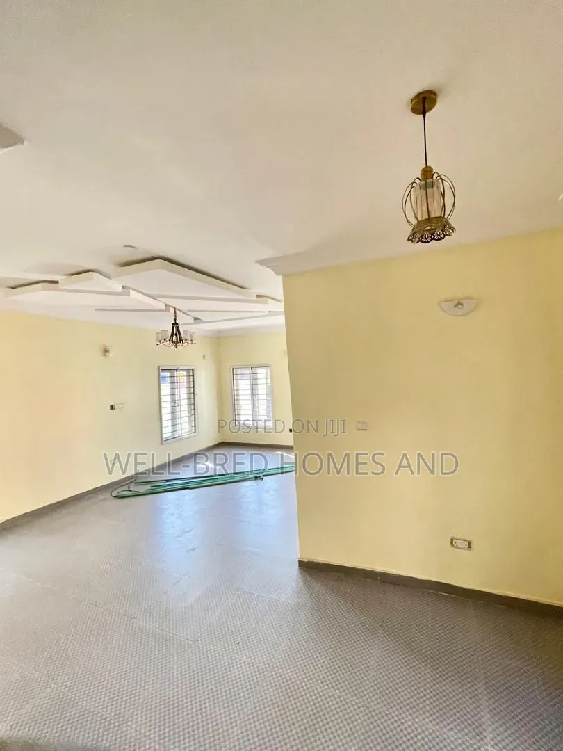 4bdrm Duplex in Ikota Lekki Lagos for rent in Ikota
