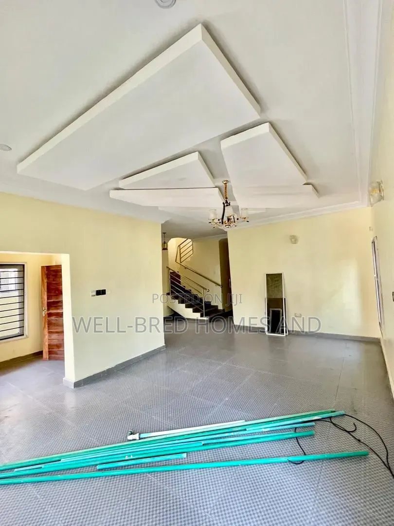 4bdrm Duplex in Ikota Lekki Lagos for rent in Ikota