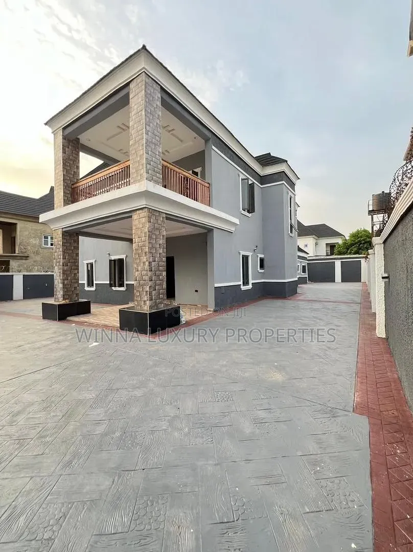 4bdrm Duplex in Super Cell, Apo District for sale in Apo District