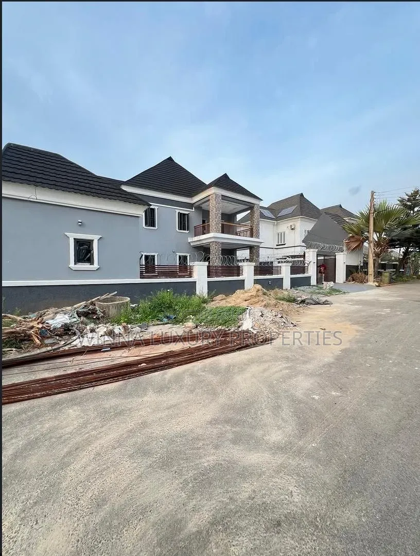 4bdrm Duplex in Super Cell, Apo District for sale in Apo District
