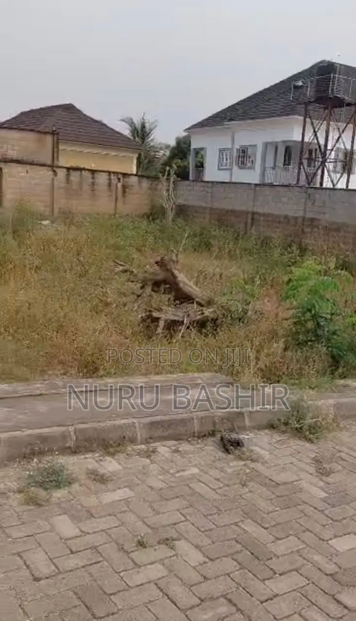 500sqm of Land for Sale at S T Estate Jericho Ibadan in Jericho