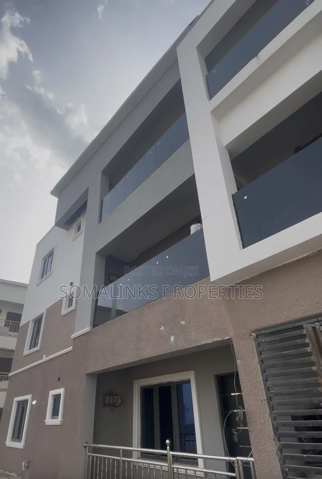 2bdrm Block of Flats in Somalinks, Sabon Lugbe for sale in Sabon Lugbe
