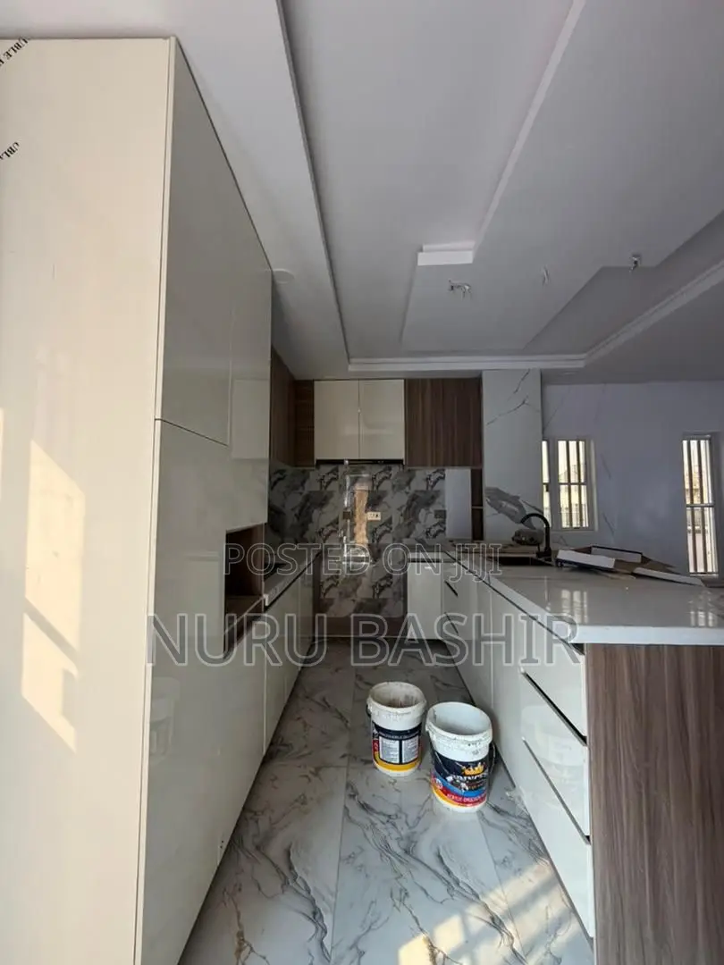 4bdrm Duplex in Carlton Gate Estate, Akobo for sale in Akobo