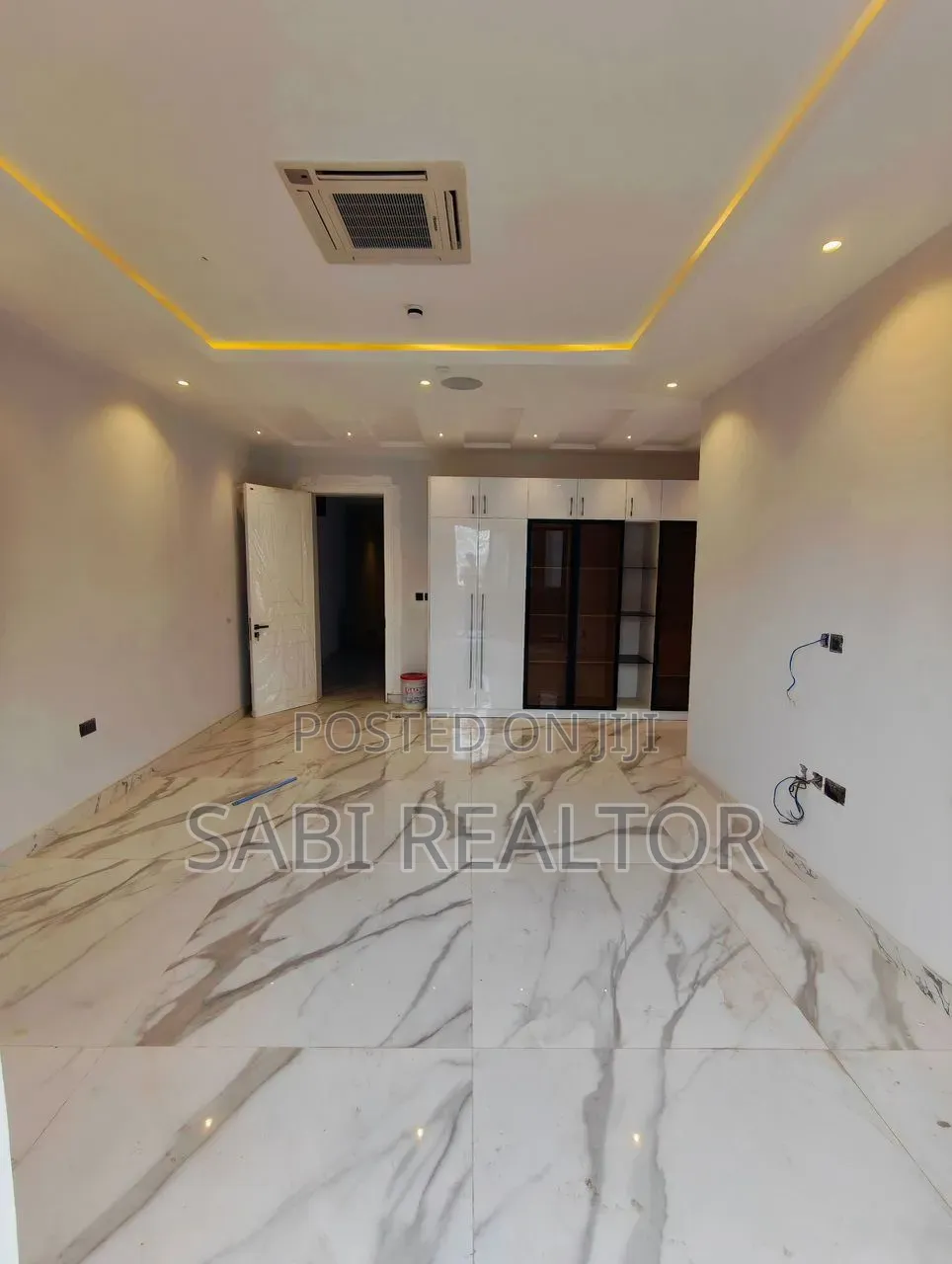 Furnished 5bdrm Duplex in Gra Ikeja for sale in Ikeja GRA