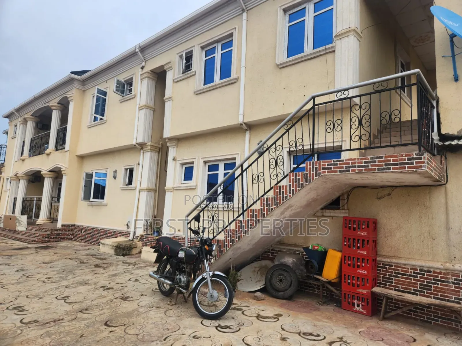 Furnished 12bdrm Block of Flats in Adetokun Ologuneru, Eleyele for sale in Eleyele