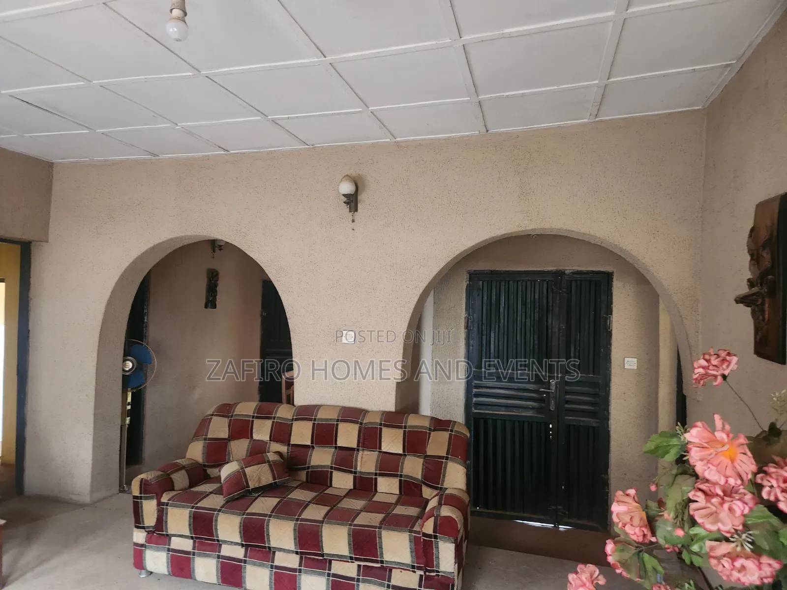 4bdrm Bungalow in Onifila Estate, Iwo Road for sale in Iwo Road