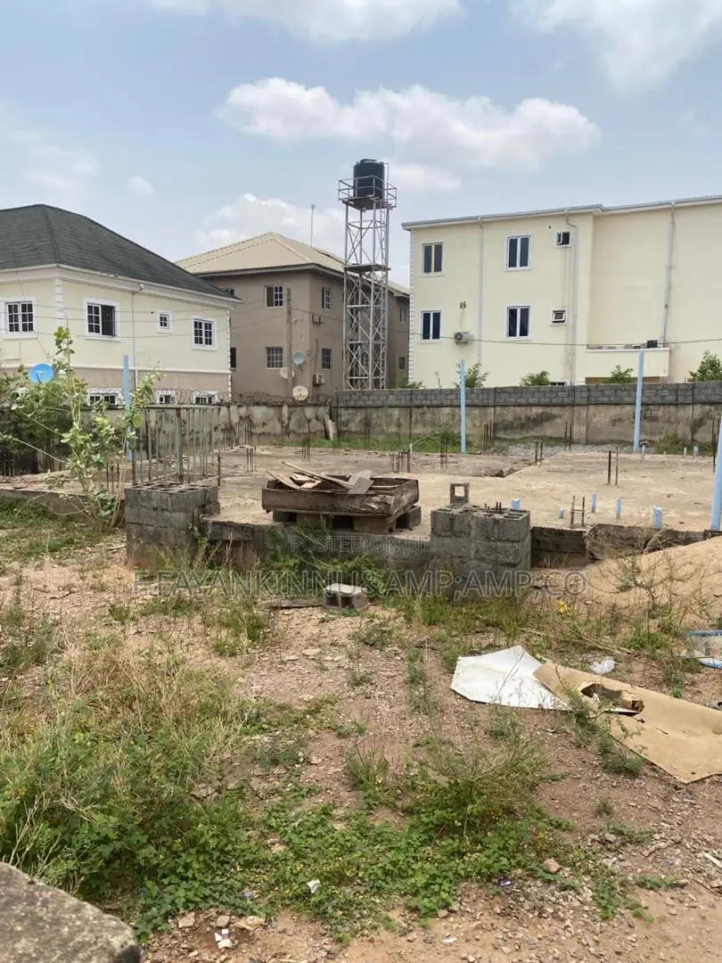 Prime Land for Immediate Development in Durumi