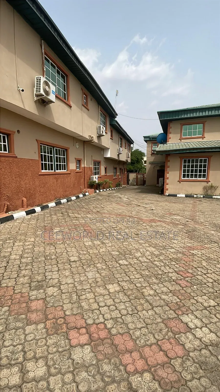 36 Rooms Hotel for Sales at Ologuneru Off Eleyele Ibadan in Ologuneru