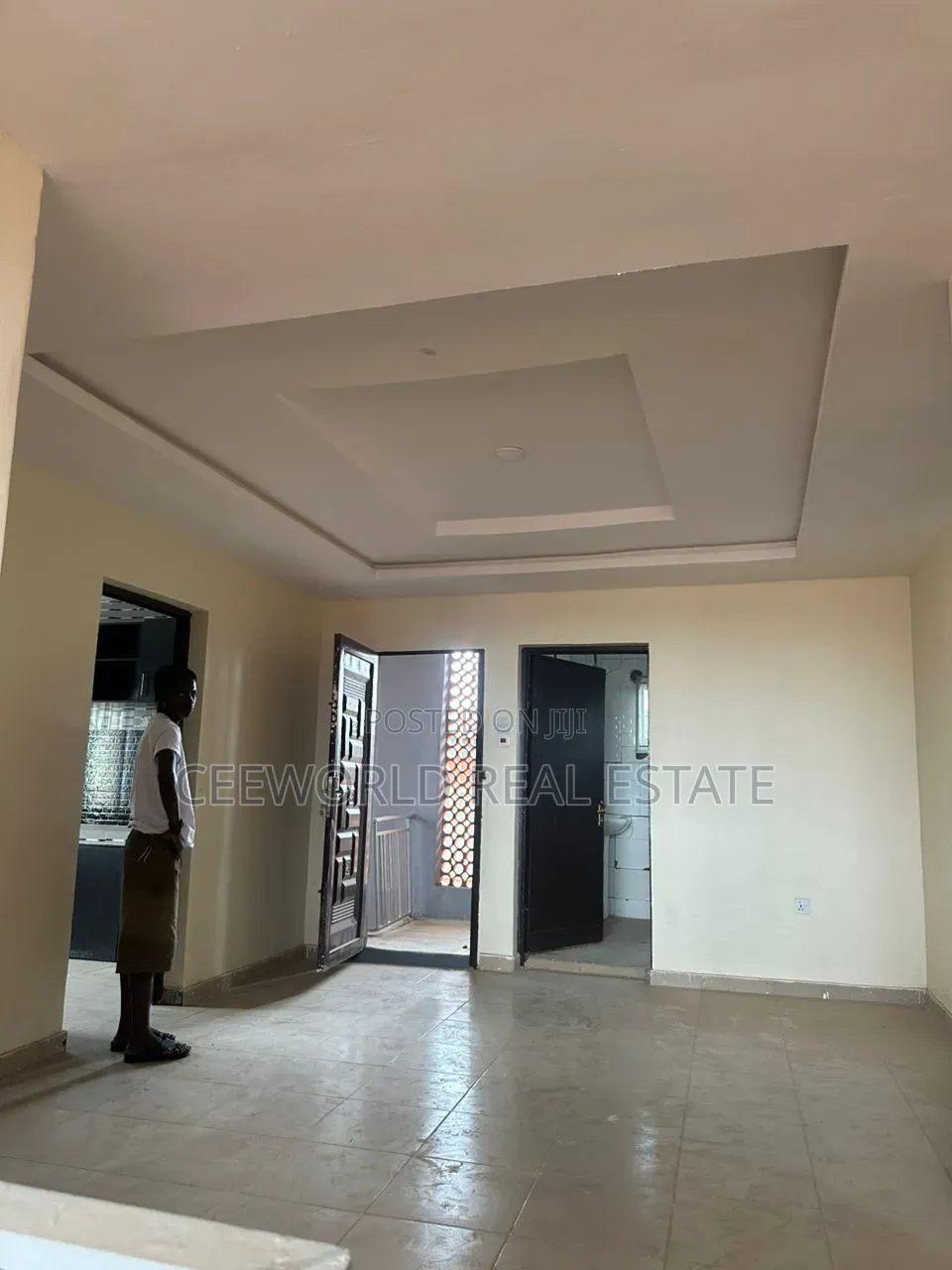 3bdrm Apartment in Ajeigbe Ringroad for rent in Rind Road