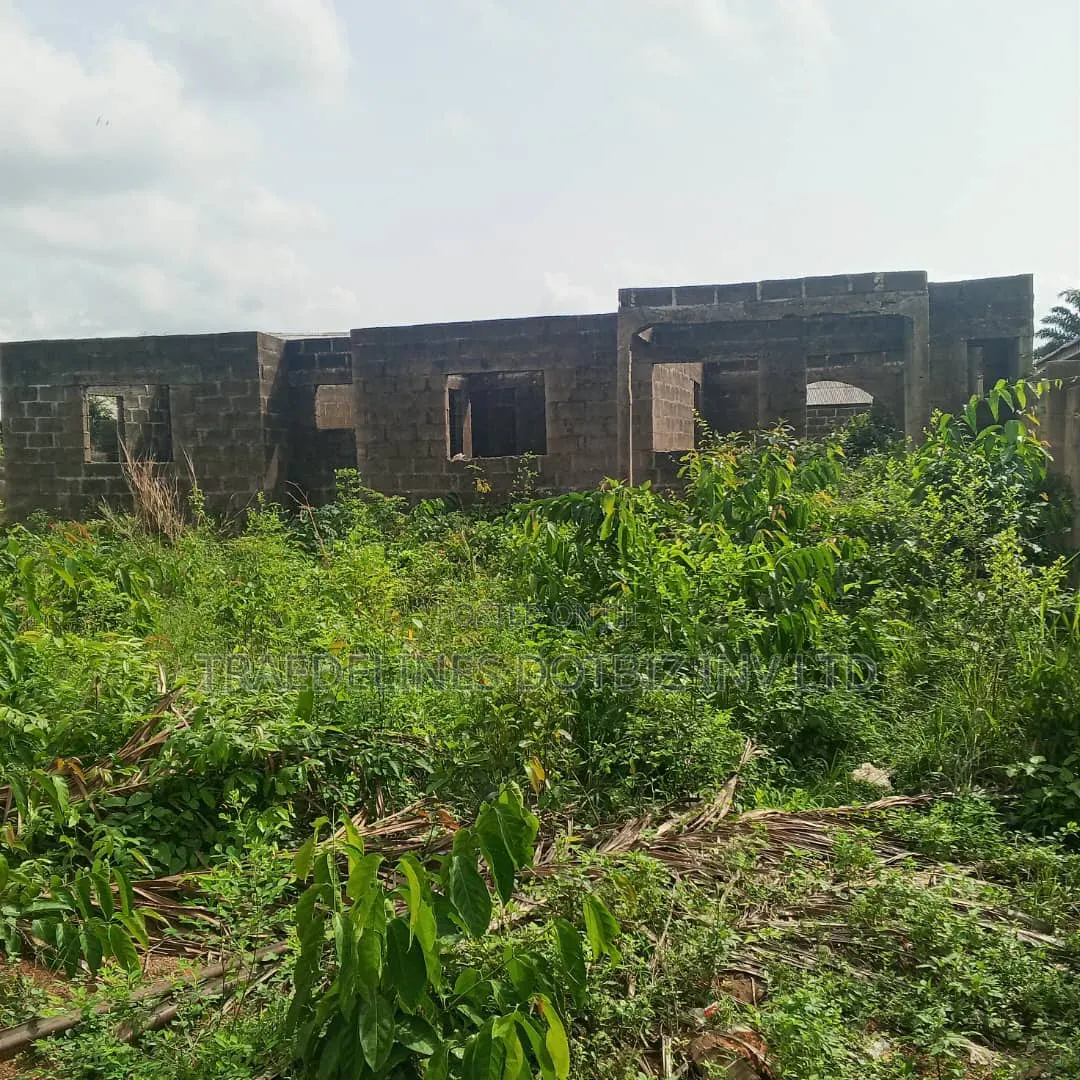 3bdrm Bungalow In Bank Bus Stop, Ifo For Sale in Ifo